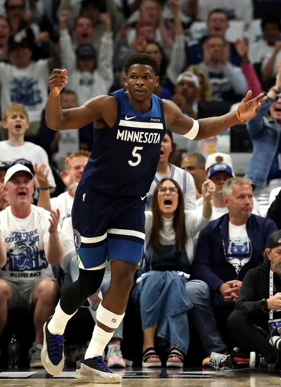 森林狼球员休战,教练组面临重新布局挑战的简单介绍 森林狼球员休战,教练组面临重新布局挑战的简单介绍