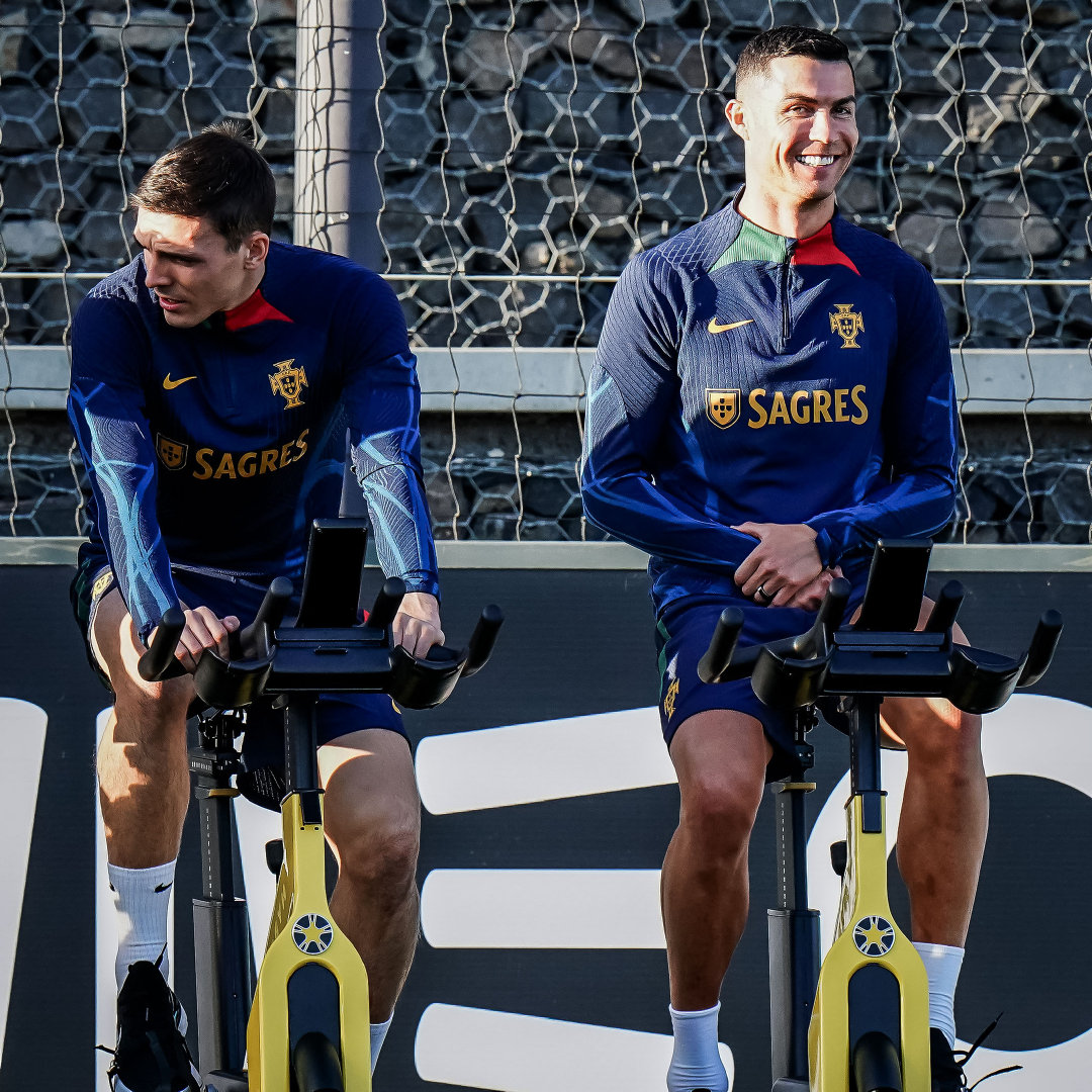 包含蒙古队在欧预赛中展现出色运动状态，晋级次轮的词条