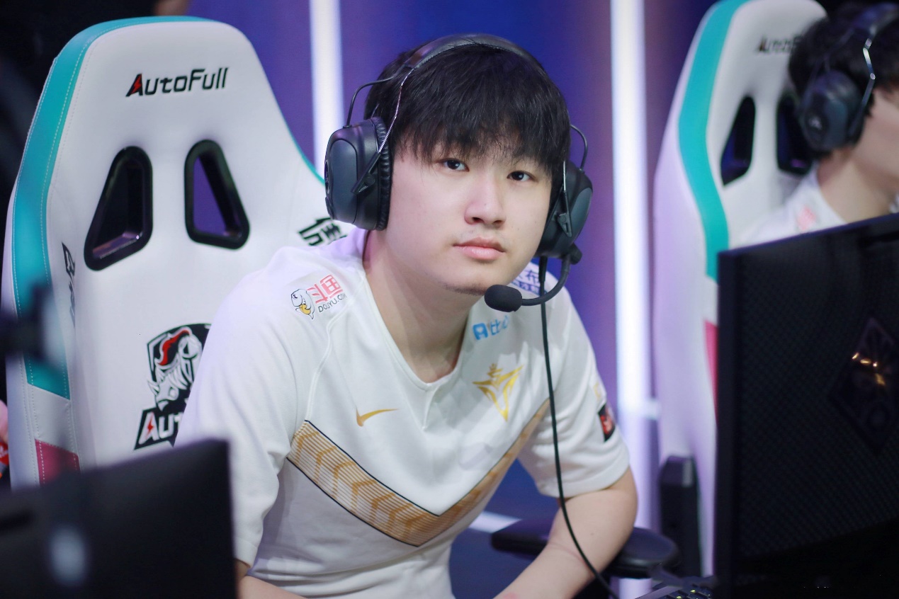 B体育体育登录入口-关于佛罗伦萨挑战切沃,实力对决强强碰撞的信息