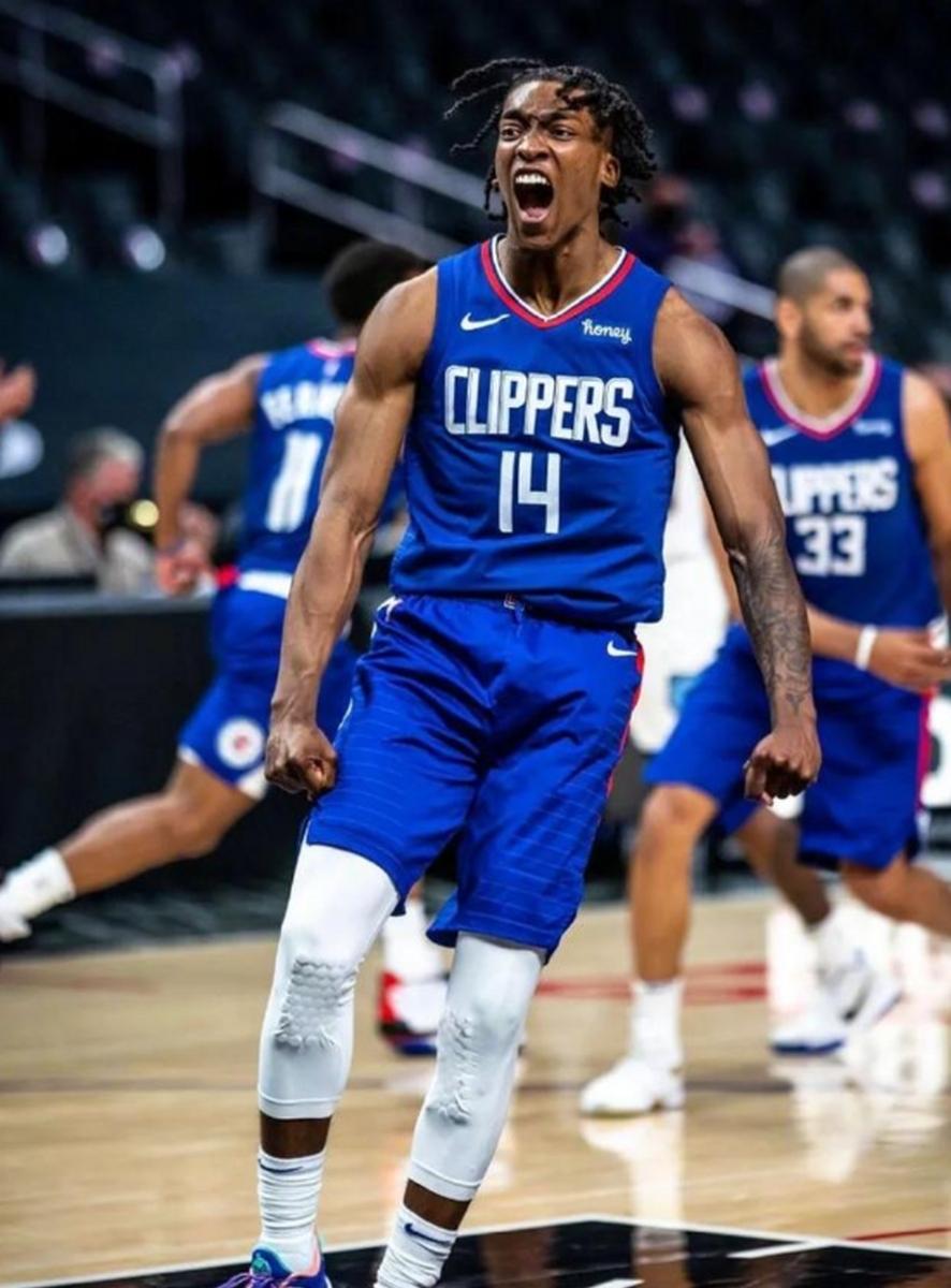 包含奇才球星因伤缺席季后赛，球队战绩或将受到影响的词条