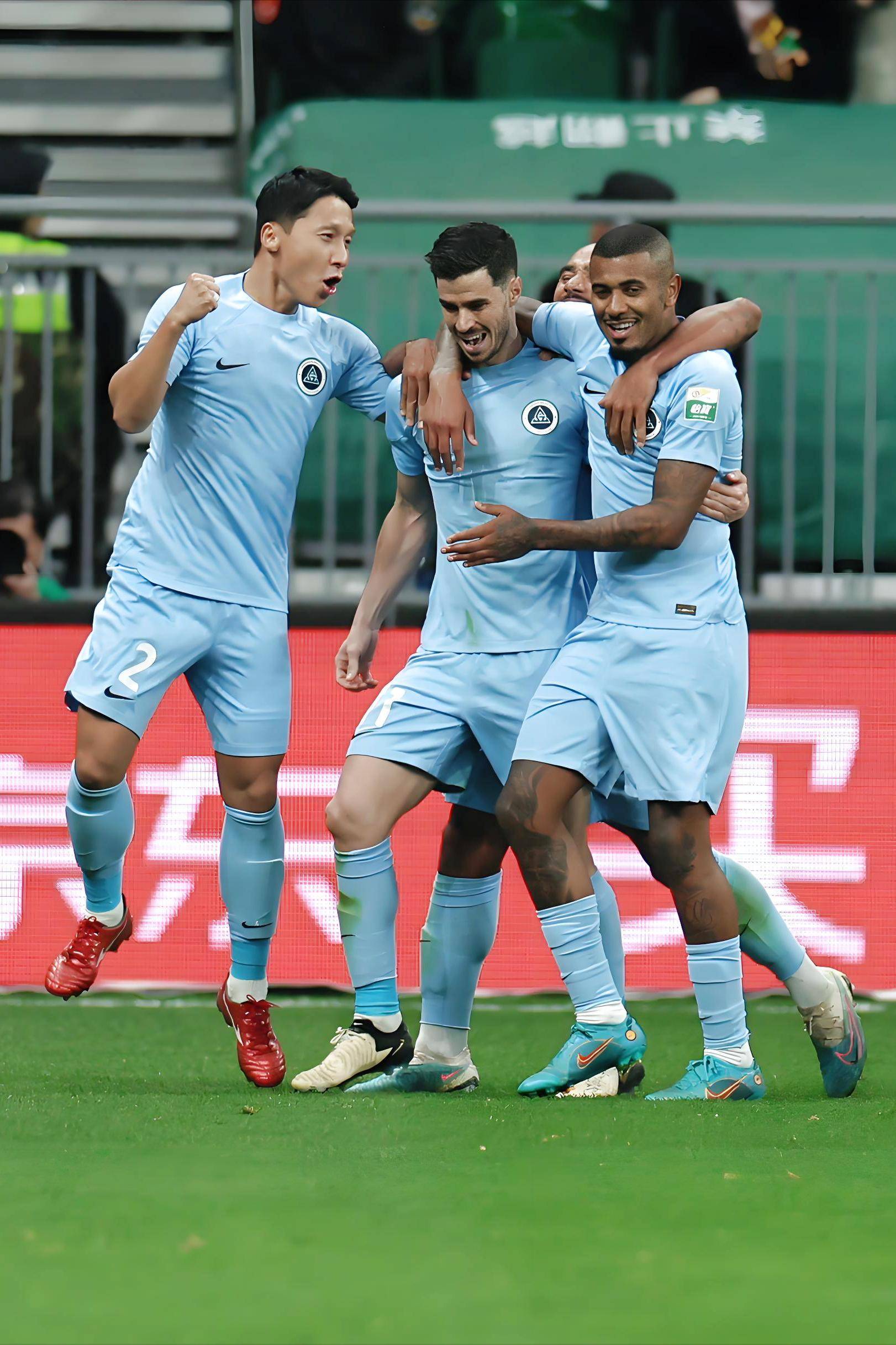 长春亚泰对阵深圳佳兆业,实力相当的简单介绍 长春亚泰对阵深圳佳兆业,实力相当的简单介绍