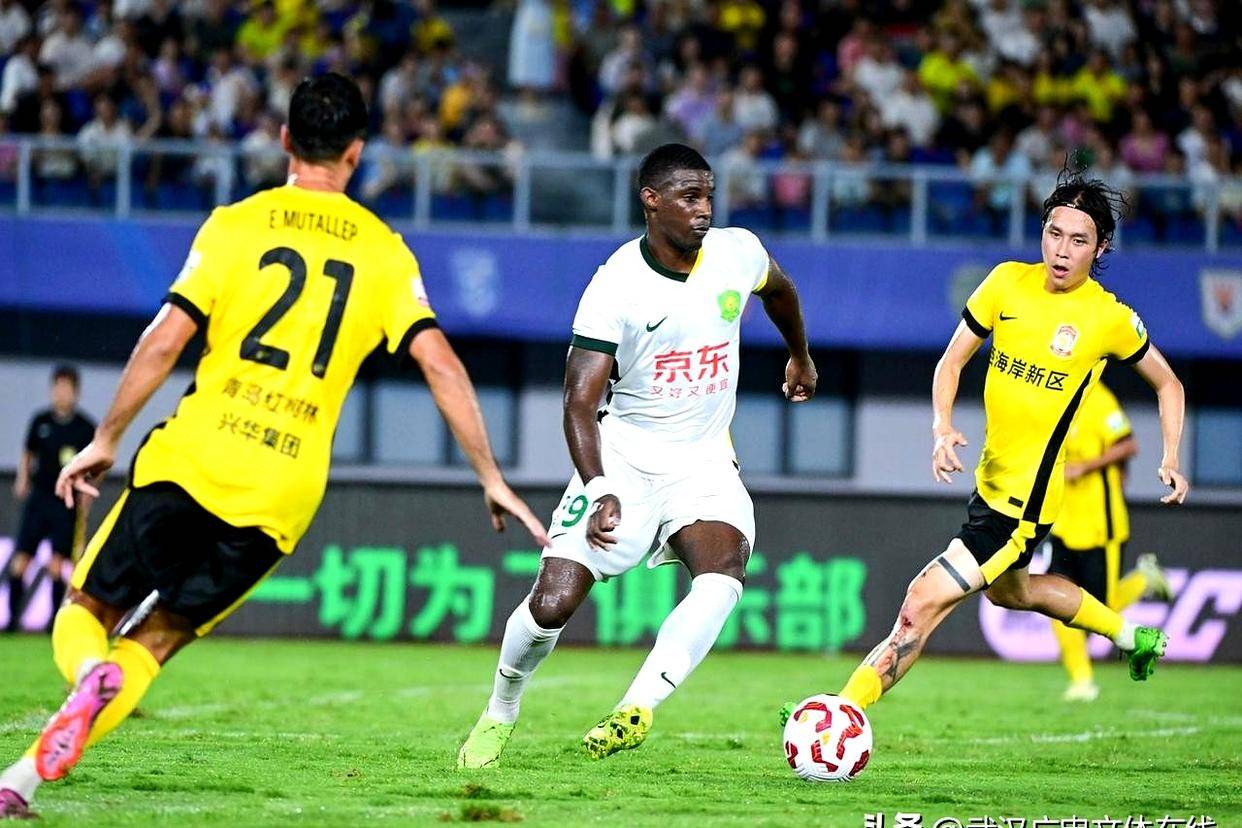 关于上港客场胜权健,争夺前四名位置的信息 关于上港客场胜权健,争夺前四名位置的信息