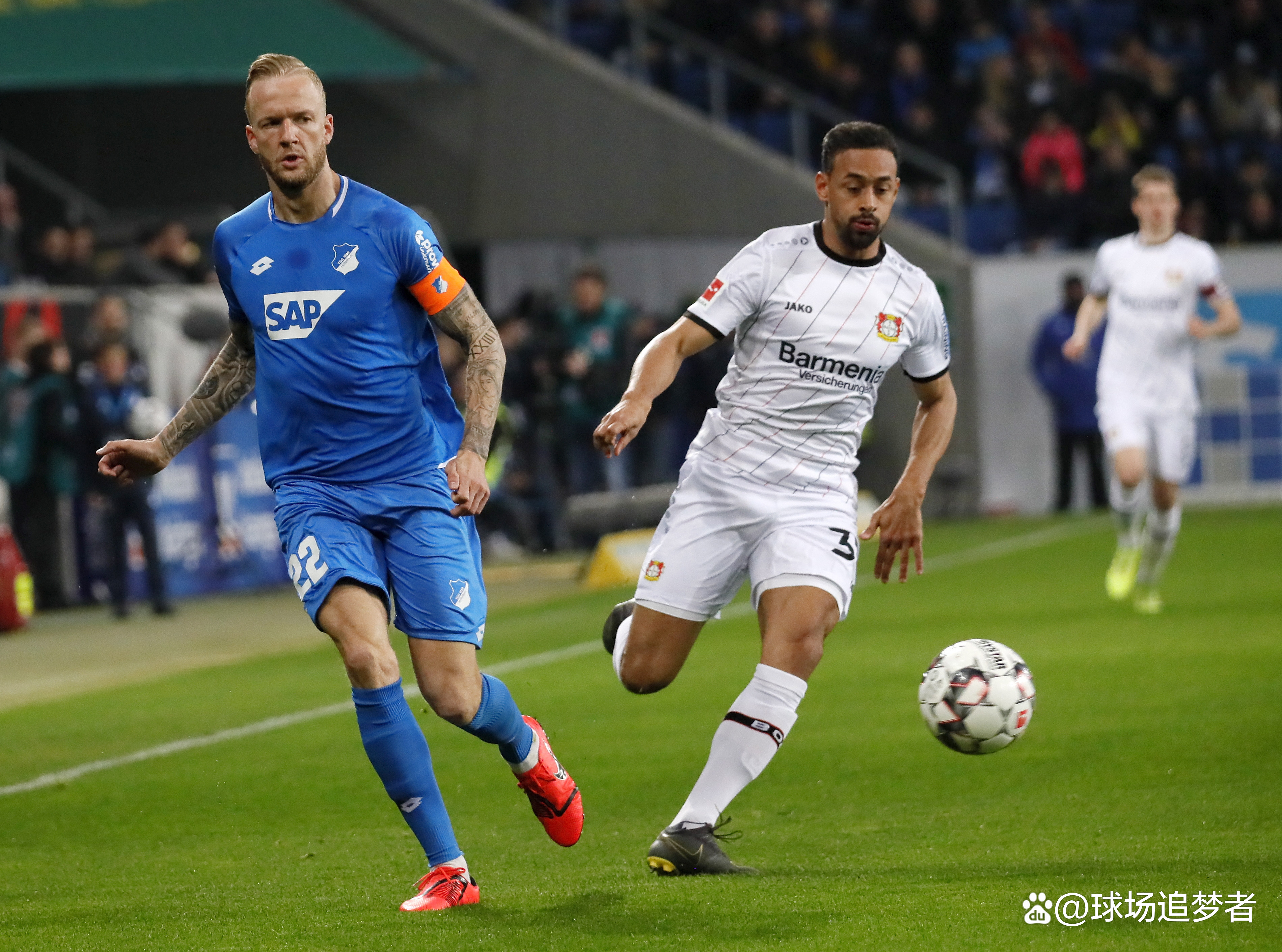 关于弗莱堡客场大败霍芬海姆，沦为败者的信息