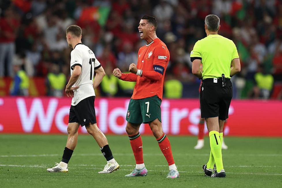 B体育体育官网入口-欧国联半决赛盛大开战，双方实力对比展现魅力的简单介绍